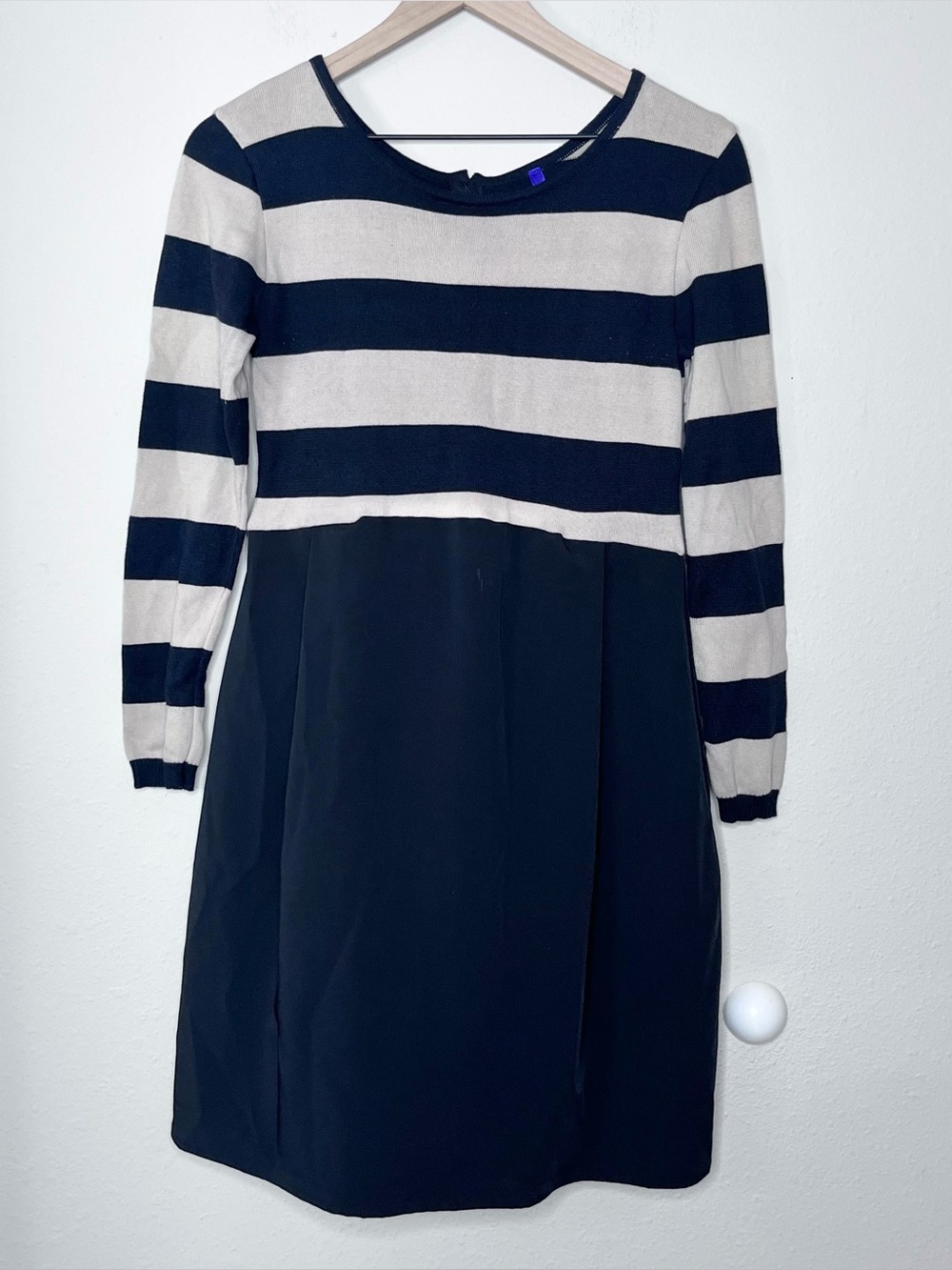Seraphine Maternity Nursing Dress Black Cream Striped Knit Top Skirt Long Sleeve